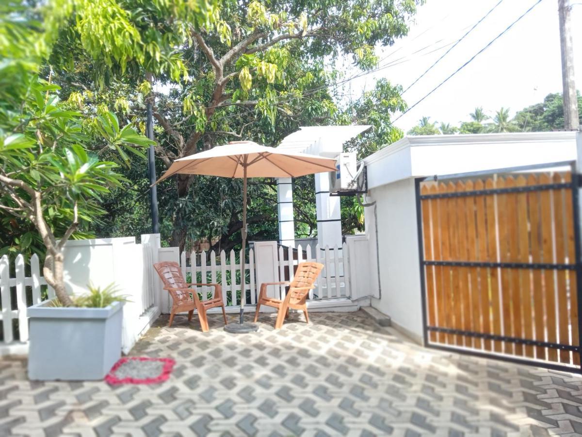 Elephant Park Family Bungalow Udawalawe Exterior photo